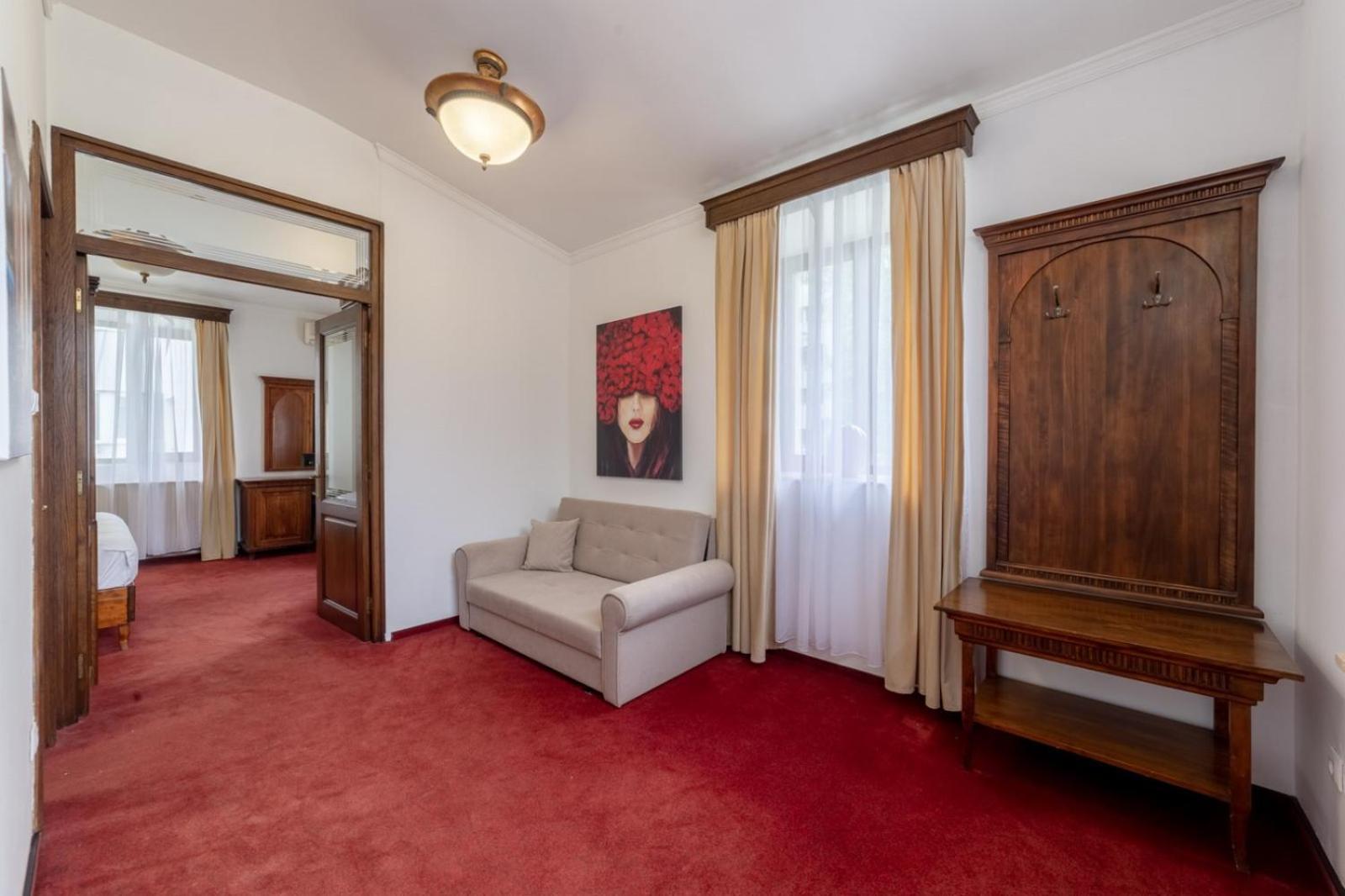 Arc De Triomphe By Citybookings Bucureşti Ngoại thất bức ảnh