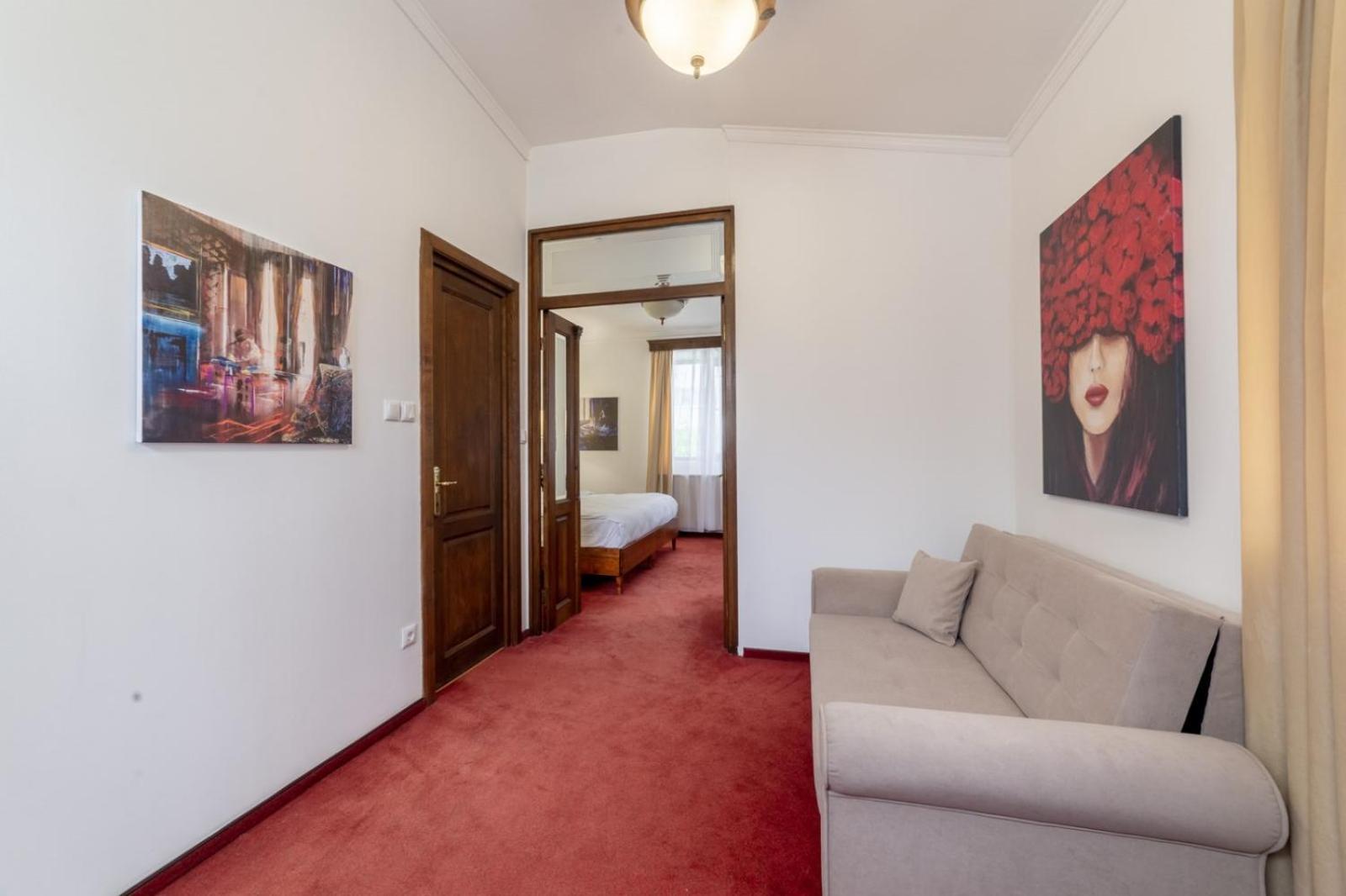 Arc De Triomphe By Citybookings Bucureşti Ngoại thất bức ảnh